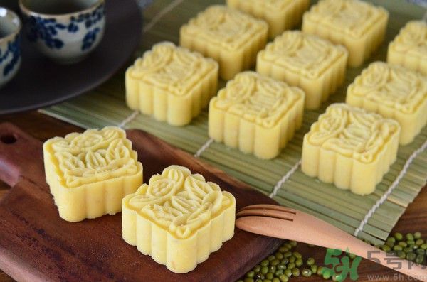 吃綠豆糕可以喝酸奶嗎？吃綠豆糕喝酸奶好不好？