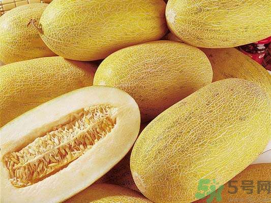 晚上吃哈密瓜會(huì)長(zhǎng)胖嗎？晚上吃哈密瓜真的會(huì)長(zhǎng)胖？