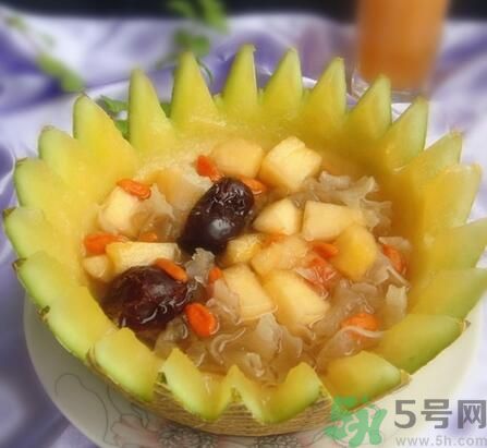 哈密瓜可以和銀耳一起煮嗎？哈密瓜可以和銀耳一起吃嗎？