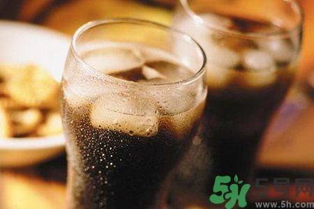 可樂(lè)沒(méi)氣了還能喝嗎？可樂(lè)沒(méi)氣了可以喝嗎？