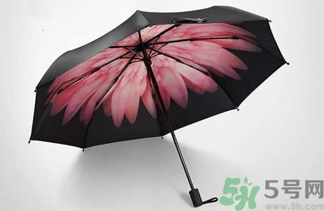 怎么挑選太陽(yáng)傘？蕾絲的太陽(yáng)傘防曬好嗎？