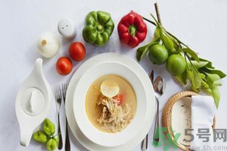 夏天吃什么養(yǎng)胃？夏天養(yǎng)胃要注意什么？