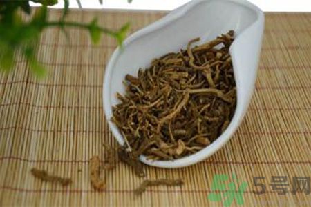 苦菜茶泡水為什么有鹽味？苦菜茶為什么是咸的？