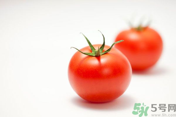 南瓜可以和西紅柿一起吃嗎 ？南瓜可以和番茄一起吃嗎？