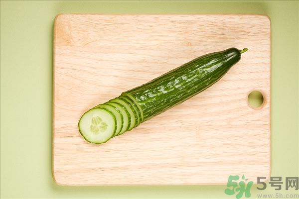 南瓜可以和黃瓜一起吃嗎？南瓜和黃瓜一起吃好嗎？