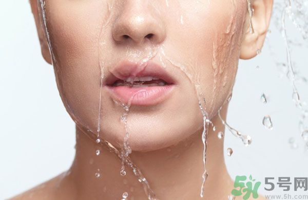 洗臉用什么醋最好？洗臉用白醋好還是米醋好？