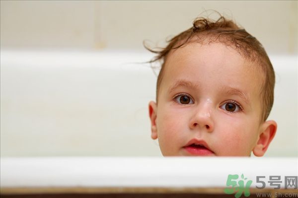 洗臉用什么醋最好？洗臉用白醋好還是米醋好？