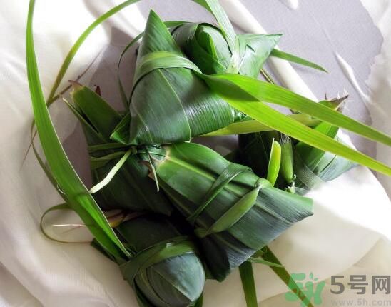 熟粽子泡在水里會壞嗎？熟粽子為什么要泡在水里？