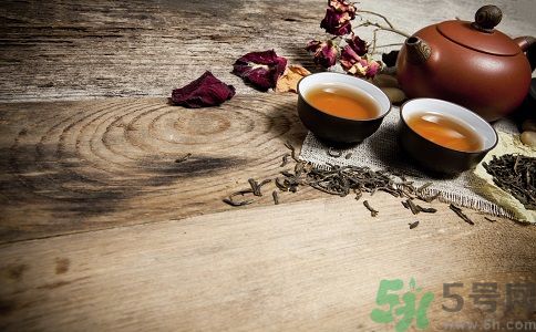 決明子泡水喝可以降火嗎？喝決明子茶可以清火嗎？