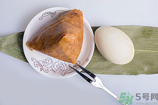 吃粽子不消化怎么辦？吃粽子肚子脹痛屁響個不停？