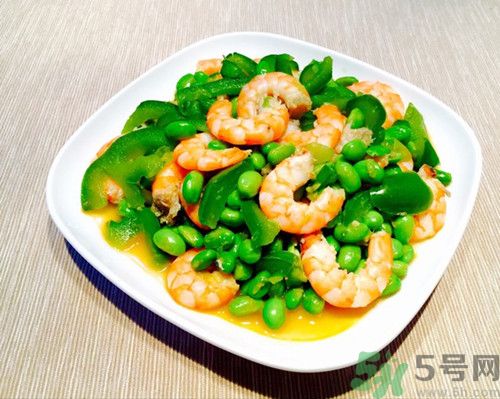 毛豆蝦仁怎么做好吃?毛豆蝦仁的家常做法 毛豆蝦仁怎么做好吃?毛豆蝦仁的家常做法