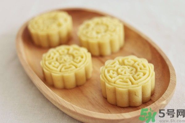 綠豆糕是熱性還是涼性？綠豆糕是涼性的嗎？