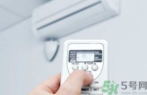 吹空調(diào)房間干燥怎么辦？吹空調(diào)怎么保濕？