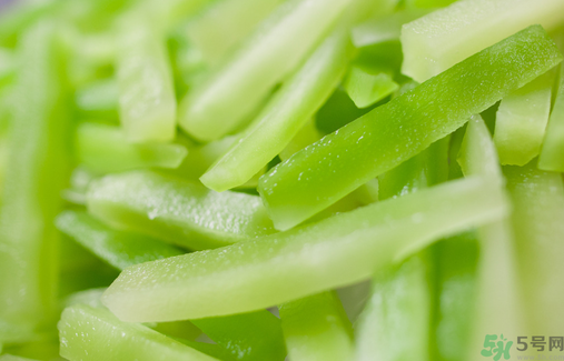 新鮮的萵筍怎么保存？削皮的萵筍怎么保存？