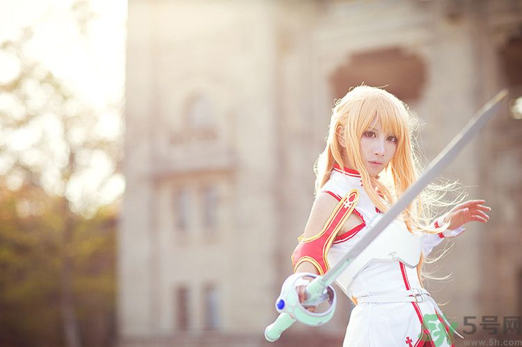 15歲變聲正常嗎？女生15歲才變聲正不正常？