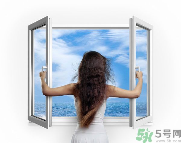 15歲可以用防曬霜嗎？15歲用防曬霜好不好？