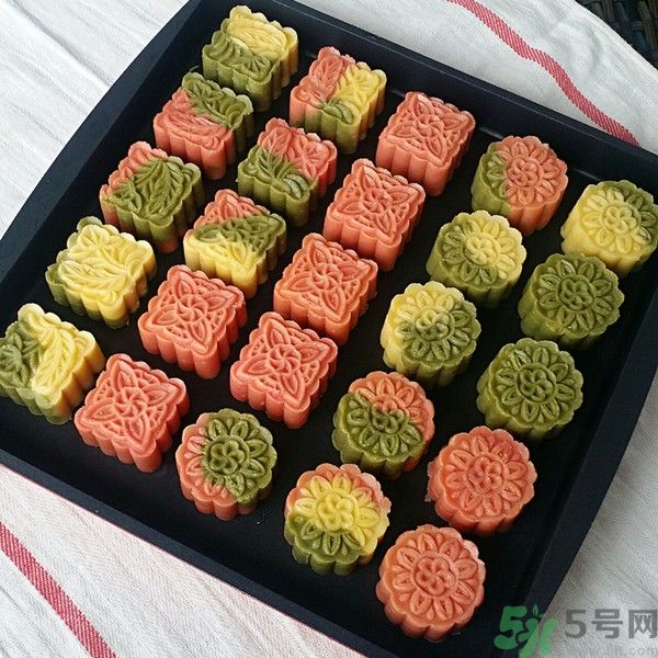 枇杷跟綠豆糕可以一起吃嗎？枇杷和綠豆糕一起吃好嗎？