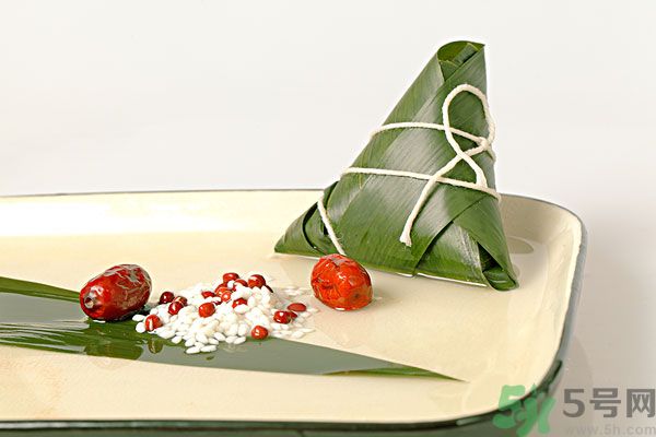 粽子和香蕉能一起吃嗎？粽子和香蕉一起吃好嗎？