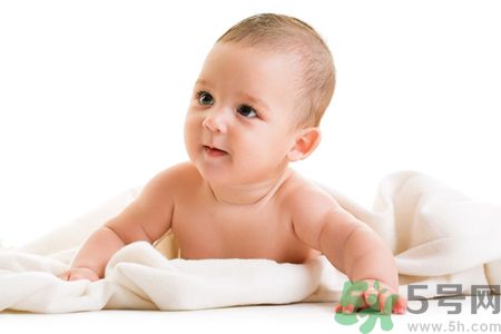 寶寶可以吃零食嗎？寶寶適合吃什么零食？