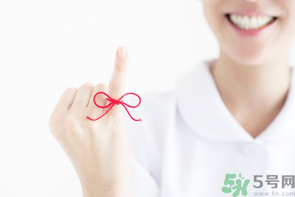 掰手指關(guān)節(jié)響好不好？掰手指關(guān)節(jié)響有危害嗎？