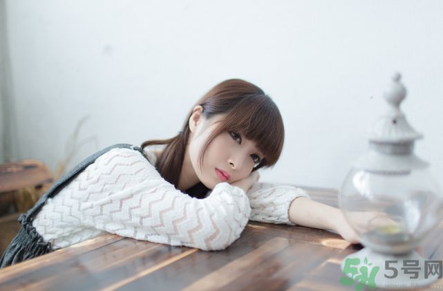 我為什么害怕別人看自己？我害怕別人看自己怎么辦？