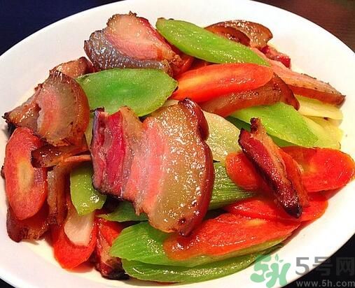 萵筍和臘肉一起炒好嗎？萵筍和臘肉一起吃好嗎？