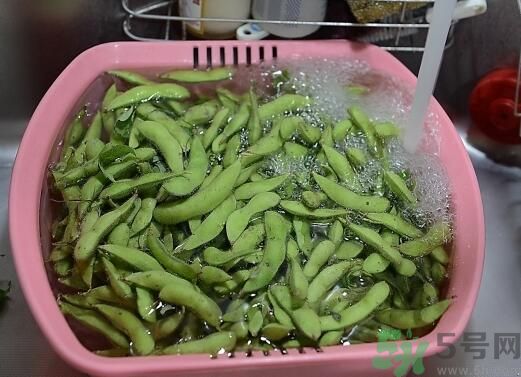 毛豆的毛要洗掉嗎？毛豆怎么洗？