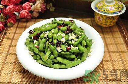夏天吃毛豆好嗎？夏天吃毛豆有什么好處？