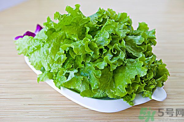 涼拌生菜放生抽還是老抽？涼拌菜放什么醬油好？