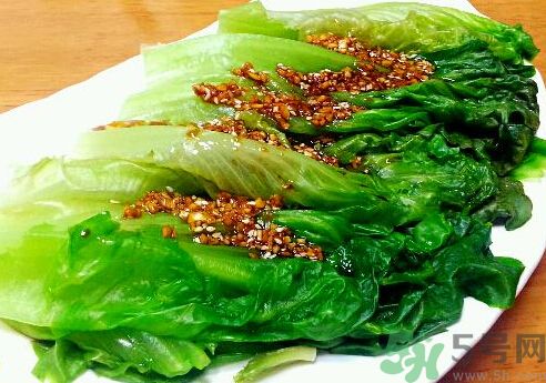 涼拌生菜放生抽還是老抽？涼拌菜放什么醬油好？