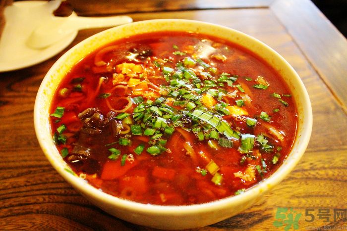 臊子面的熱量是多少？吃臊子面容易長胖嗎？