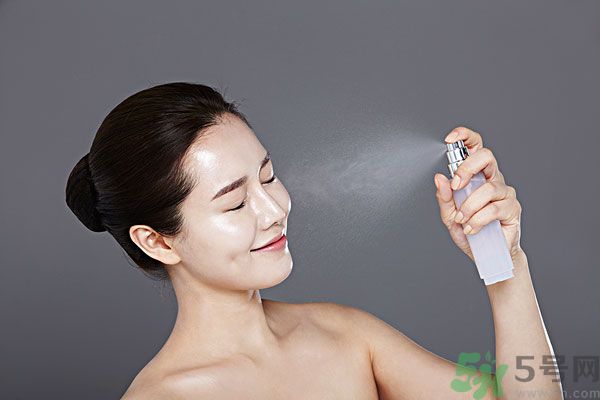防曬噴霧可以噴臉嗎？防曬噴霧噴臉上好不好？