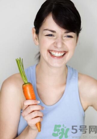 吃胡蘿卜可以祛斑嗎？吃胡蘿卜有祛斑