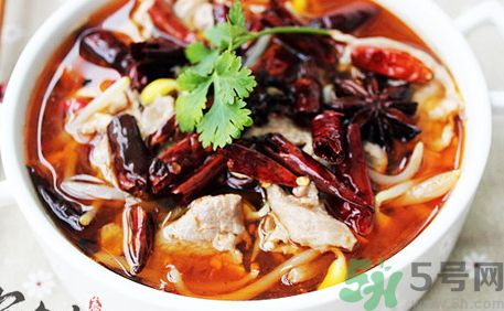 水煮肉片用什么淀粉?水煮肉片用什么淀粉好? 水煮肉片用什么淀粉?水煮肉片用什么淀粉好?