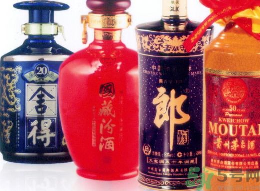 吃粽子可以喝白酒嗎?粽子能和白酒一起吃嗎? 吃粽子可以喝白酒嗎?粽子能和白酒一起吃嗎?