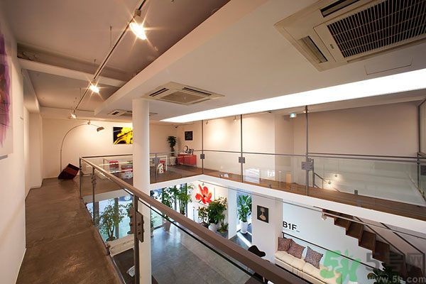 吹空調(diào)鼻子干燥怎么辦？吹空調(diào)鼻子里面很干燥怎么回事？