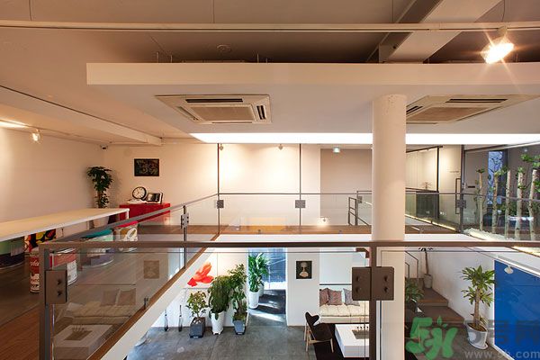 吹空調(diào)鼻子干燥怎么辦？吹空調(diào)鼻子里面很干燥怎么回事？