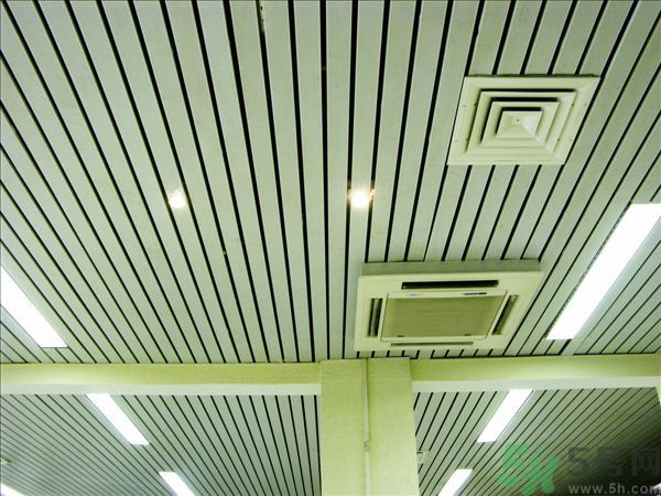 吹空調(diào)鼻子干燥怎么辦？吹空調(diào)鼻子里面很干燥怎么回事？