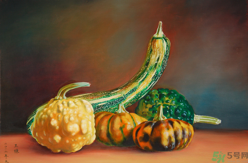 南瓜里面長霉了能吃嗎？長霉的南瓜可以吃嗎？