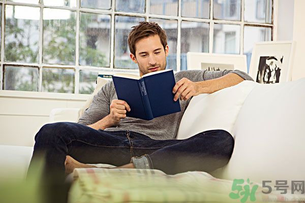 初中生能刮胡子嗎？初中生刮胡子好嗎？