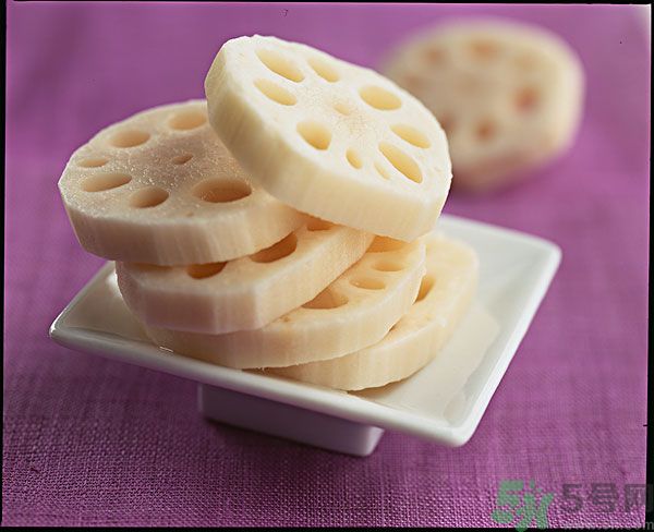 蓮藕里面的泥怎么清理？蓮藕里面的泥巴怎么洗？