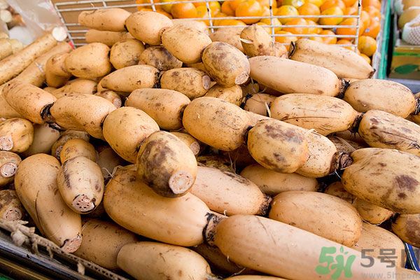 蓮藕里面的泥怎么清理？蓮藕里面的泥巴怎么洗？