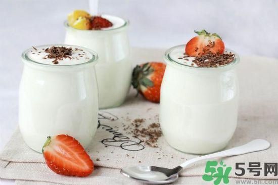 酸奶減肥法有效嗎？酸奶什么時(shí)候喝最好？