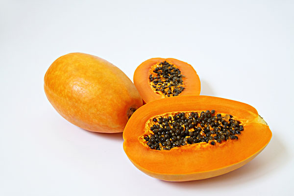 單吃木瓜有豐胸效果嗎？胸小多吃木瓜可以嗎？