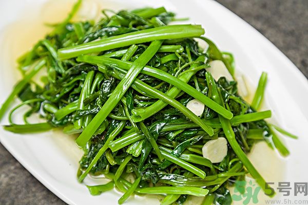 空心菜是菠菜嗎？空心菜是不是菠菜？