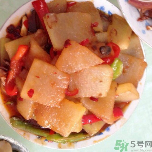 豆瓣醬的做法？豆瓣醬和黃豆醬的區(qū)別？