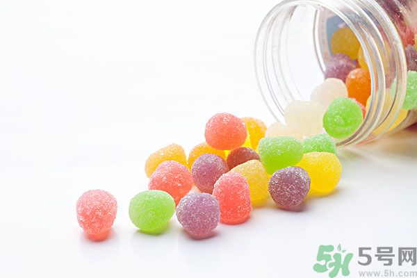 誤吞口香糖怎么辦呢？口香糖吃肚子里了怎么辦？