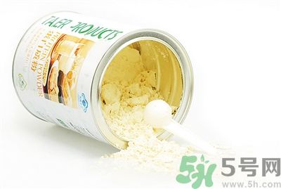 青少年喝蛋白粉好嗎？蛋白粉的功效與作用