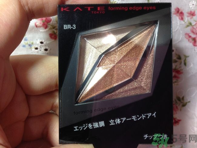 凱朵kate覺醒鉆光閃耀杏仁三色眼影怎么樣及價(jià)格說明 凱朵kate覺醒鉆光閃耀杏仁三色眼影怎么樣及價(jià)格說明