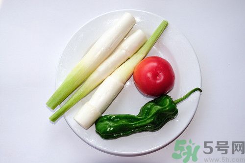 茭白有黑點能吃嗎?茭白為什么有黑點 茭白有黑點能吃嗎?茭白為什么有黑點